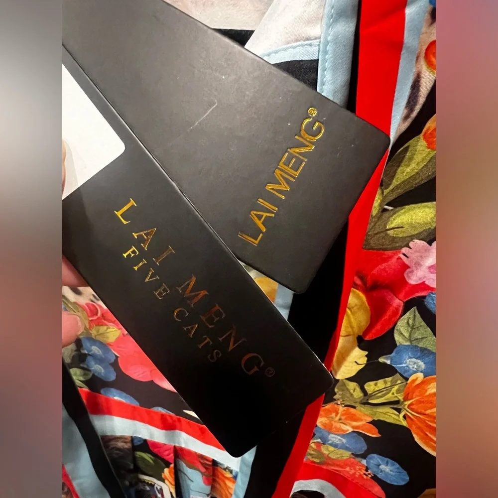 Lai Meng Five Cats Dress - Picture 7 of 12